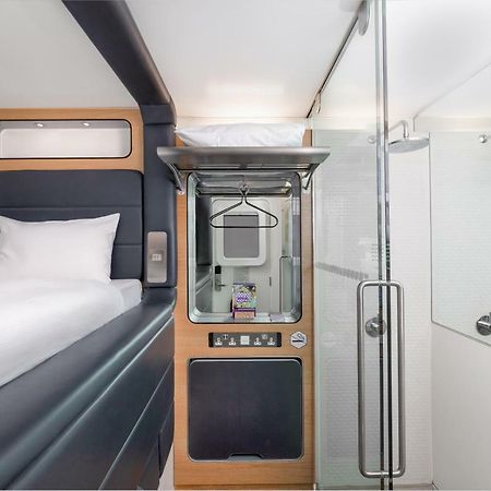 Yotelair London Heathrow Airport Hillingdon Eksteriør billede