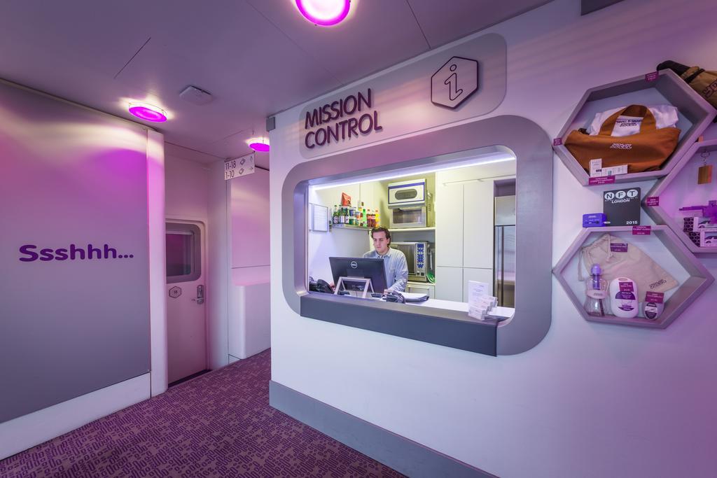Yotelair London Heathrow Airport Hillingdon Eksteriør billede