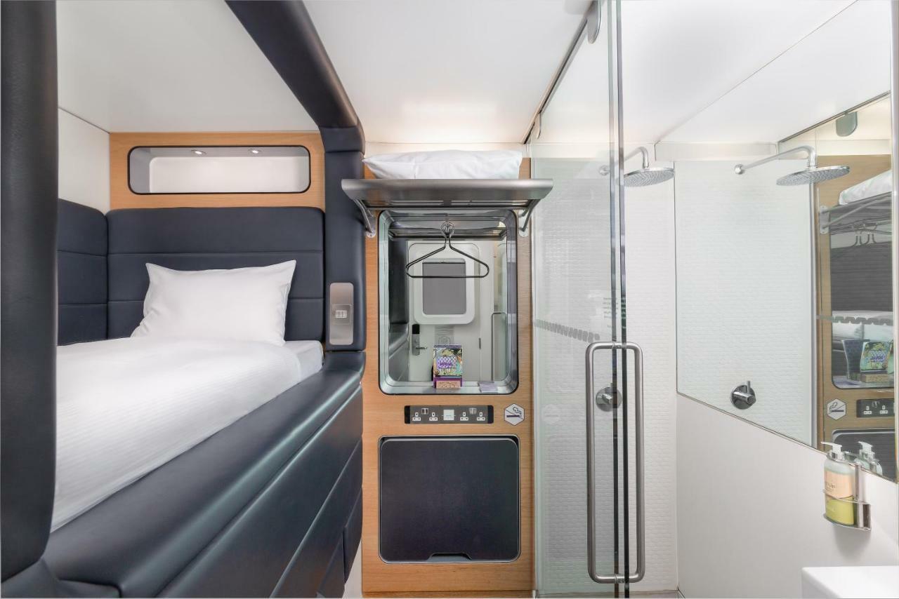 Yotelair London Heathrow Airport Hillingdon Eksteriør billede
