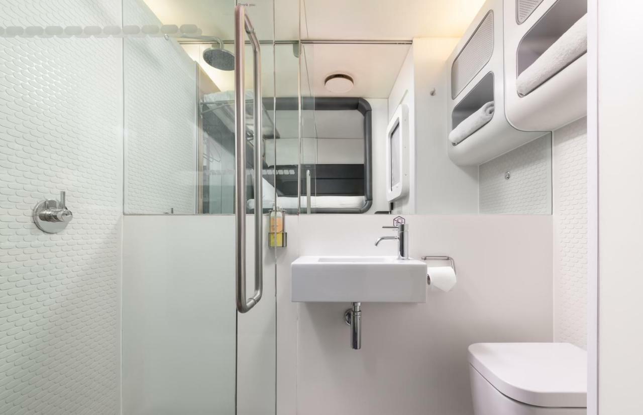 Yotelair London Heathrow Airport Hillingdon Eksteriør billede