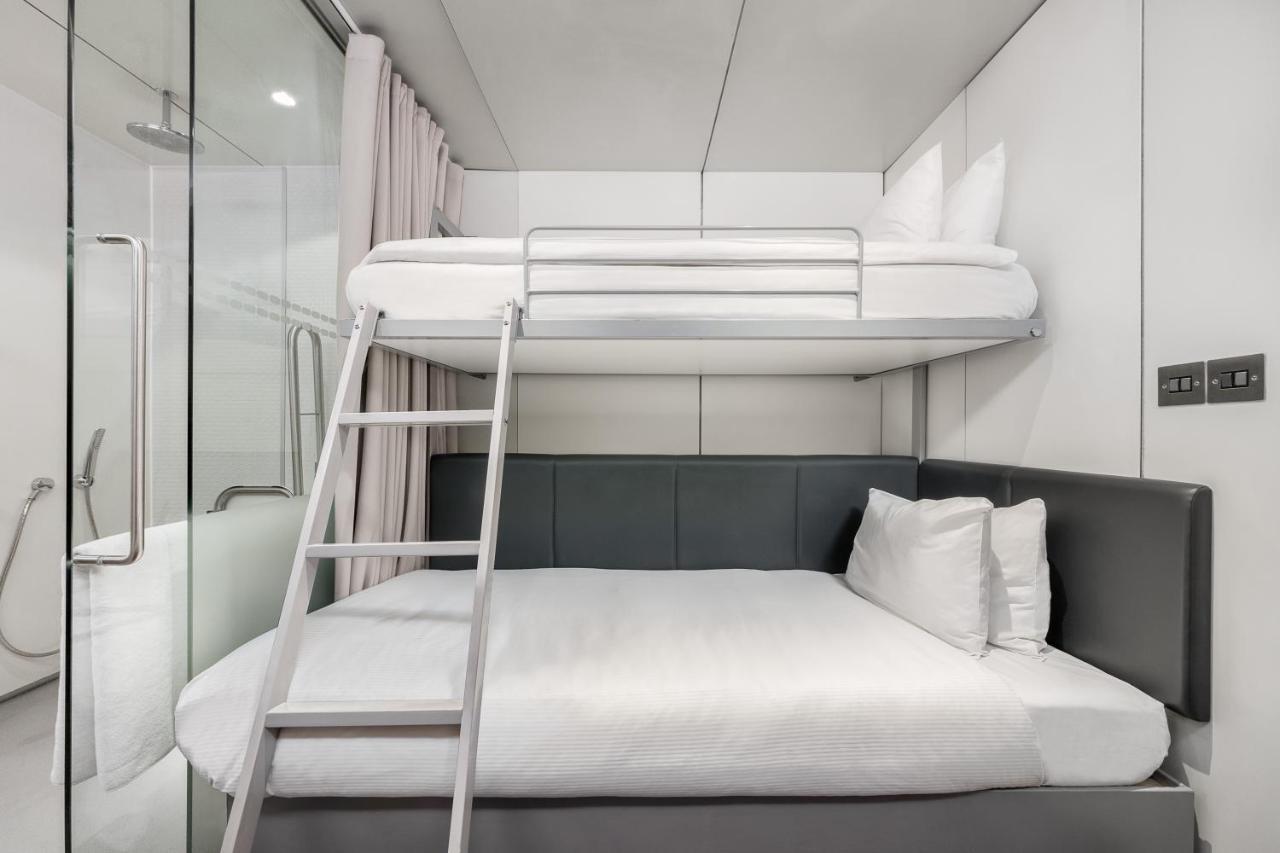 Yotelair London Heathrow Airport Hillingdon Eksteriør billede